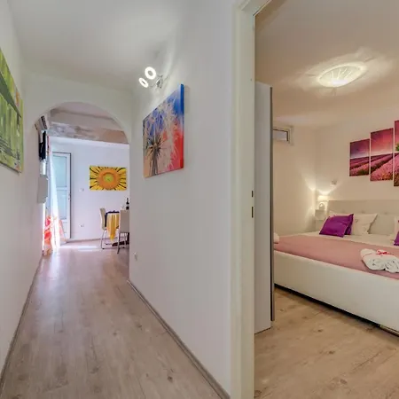 Beach&park Marjan Apartamento