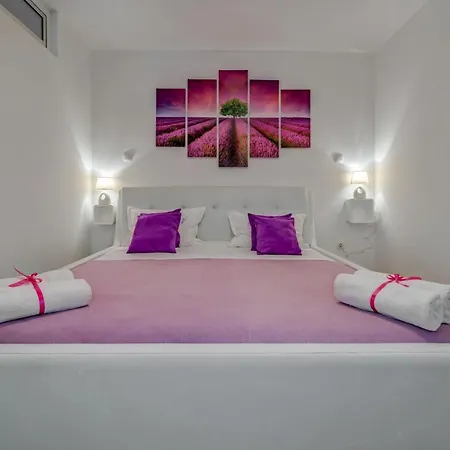 Beach&park Marjan Apartment